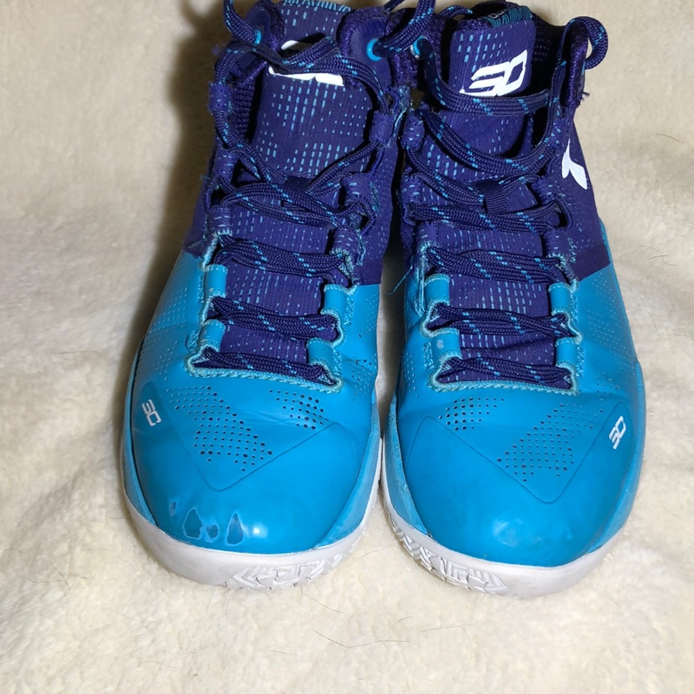 Under Armour Stephen Curry girls basketball shoes - Picture 3 of 4